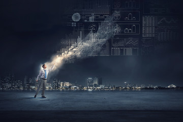 怎么样算提供虚假材料呢/提供虚假材料构成什么罪